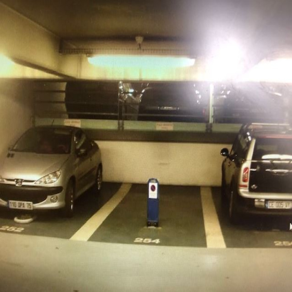Offres de location Parking Paris 75004